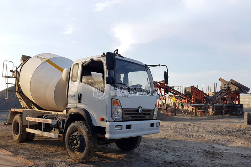 the concrete truck machine in producing factory