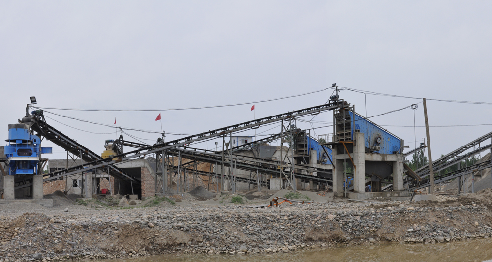 complete aggregate crushing plant
